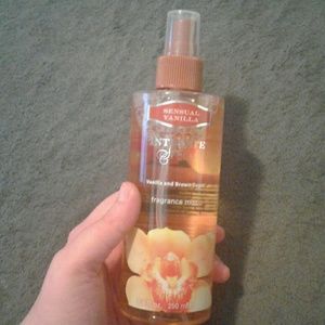 Vanilla and brown sugar body spray